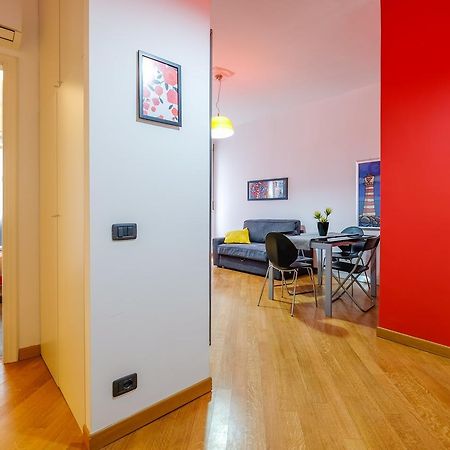 The Best Rent - Tortona Apartment Milan Bagian luar foto