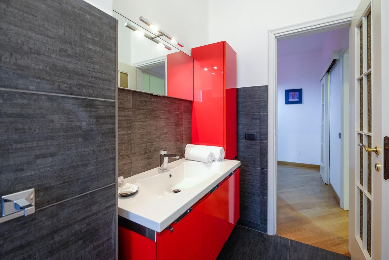 The Best Rent - Tortona Apartment Milan Bagian luar foto